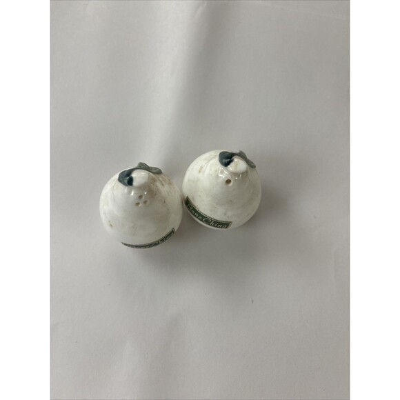 Vintage Pear Salt & Pepper Shakers White Bone China Kitchen Fruit Japan - Picture 4 of 6